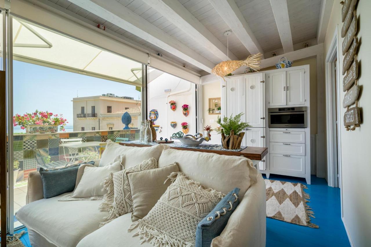 La Casa Di Nonna Piera Hotell Giardini Naxos Exteriör bild