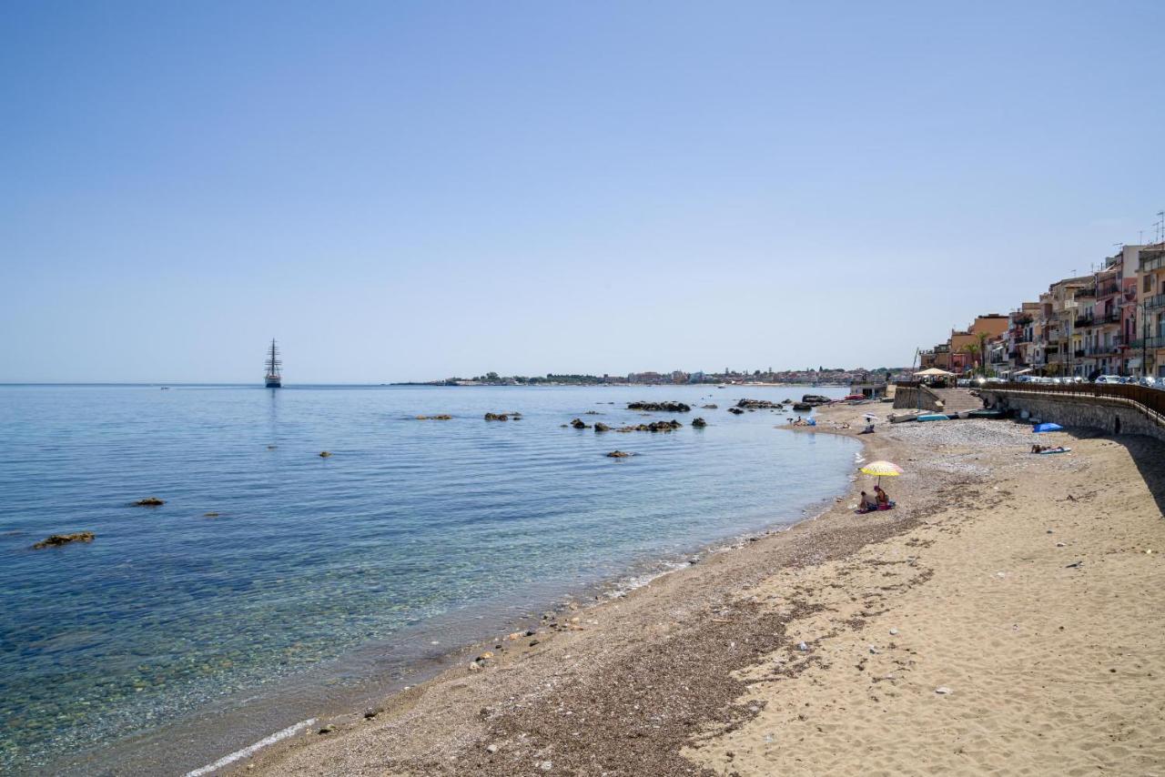 La Casa Di Nonna Piera Hotell Giardini Naxos Exteriör bild